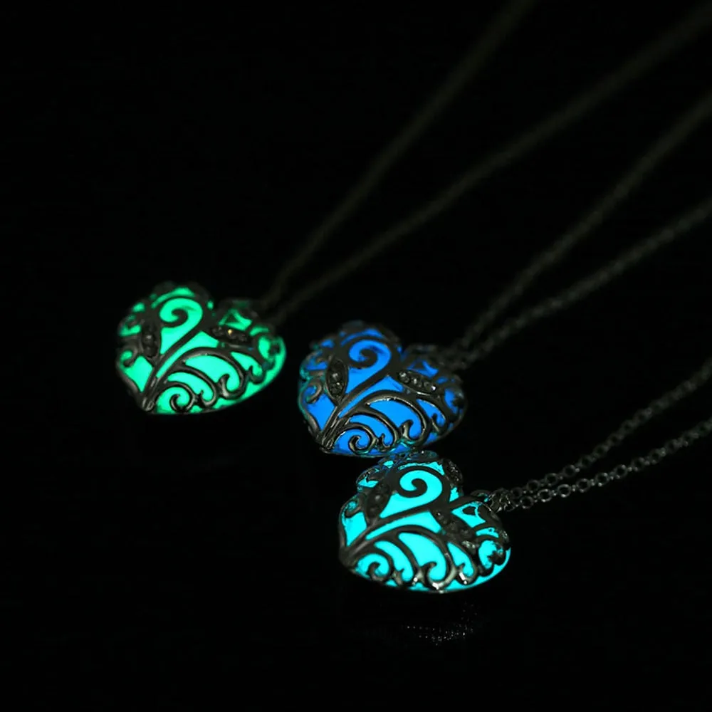 Vienkim  In The Dark Stone Luminous Pendant Crystal Hollow Heart Pendants Necklaces For Women Men