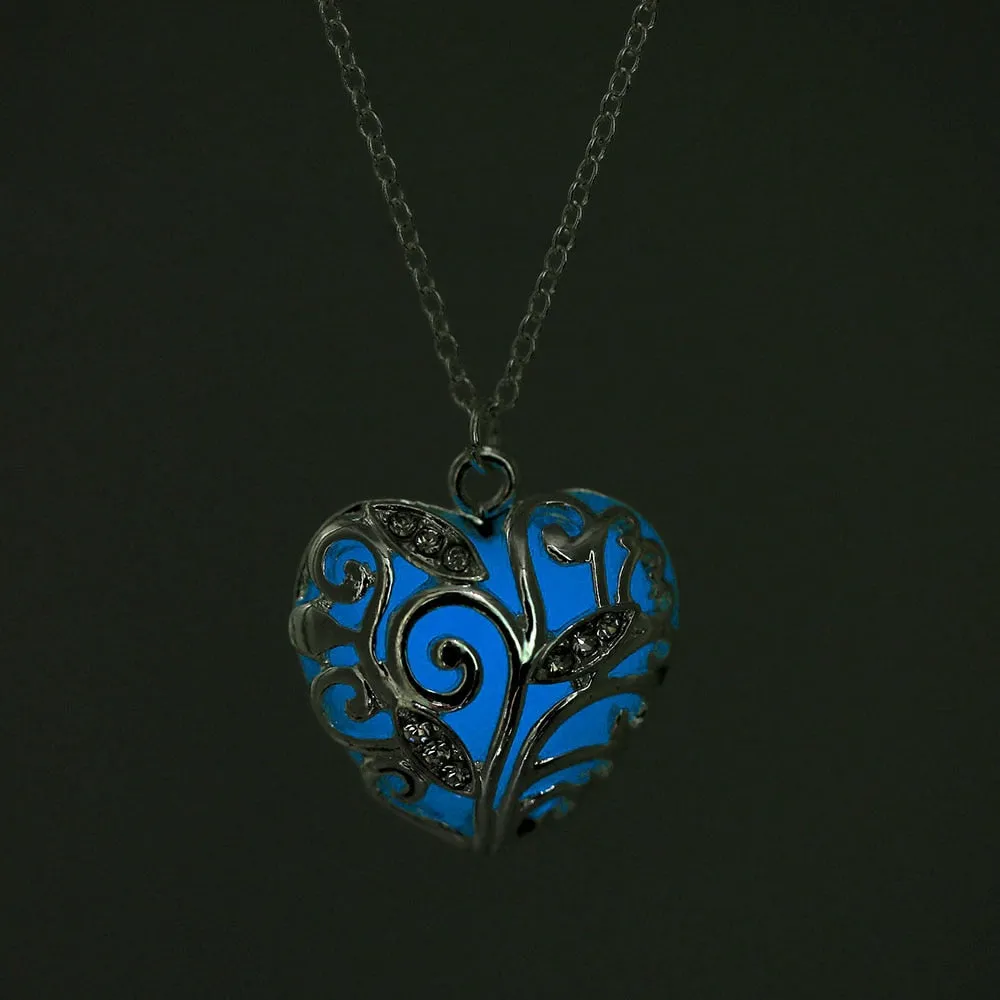 Vienkim  In The Dark Stone Luminous Pendant Crystal Hollow Heart Pendants Necklaces For Women Men