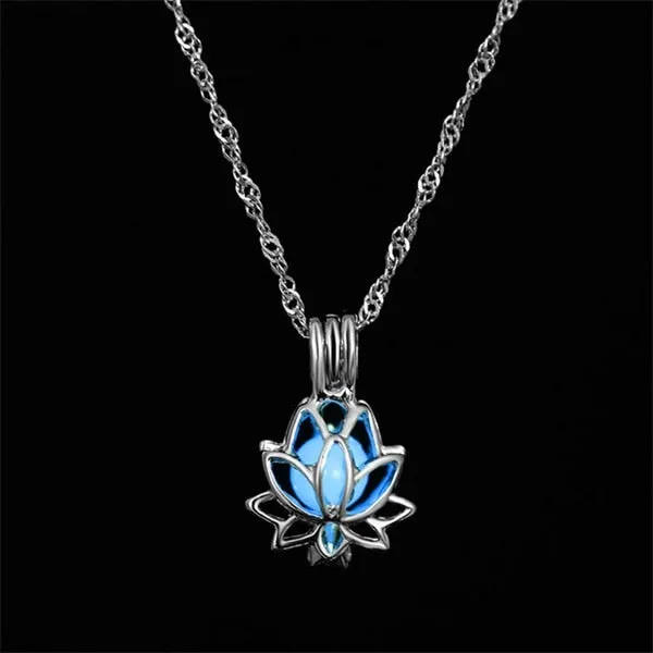 Vienkim  In The Dark Stone Luminous Pendant Crystal Hollow Heart Pendants Necklaces For Women Men