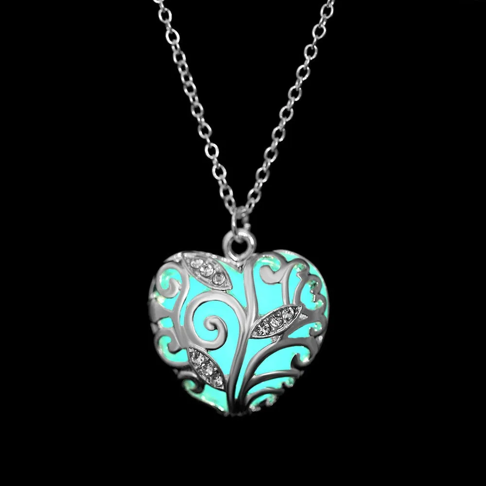 Vienkim  In The Dark Stone Luminous Pendant Crystal Hollow Heart Pendants Necklaces For Women Men